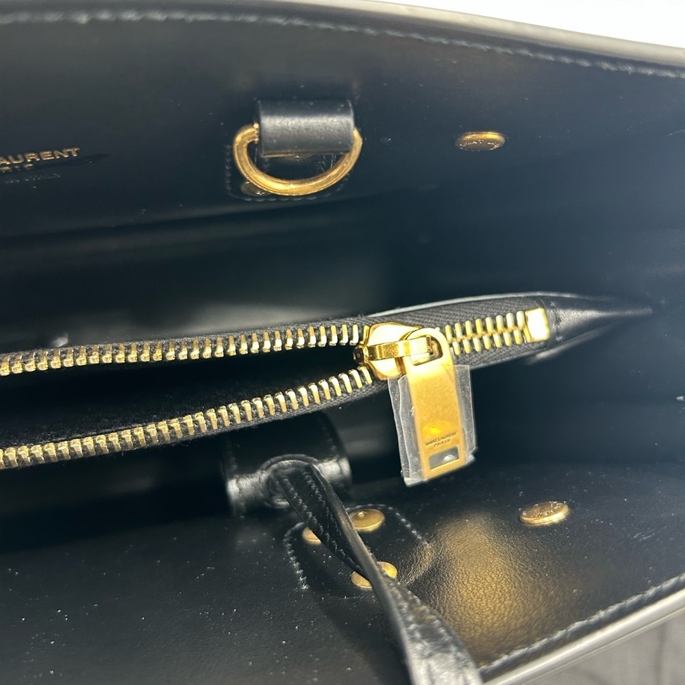 SOLD!!!!  Saint Laurent SAC DE JOUR top handle, smooth leather bag made in Italy - Picture 15 of 15